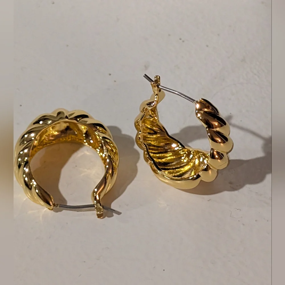 Kate Spade Twisted Gold Earrings